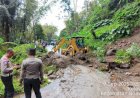 Kapolres-Nagekeo-Polda-NTT-Terjun-Langsung-Tangani-Longsor-Boawae-Mauponggo,-Akses-Jalan-Mulai-Pulih-Secara-Bertahap