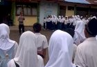 Tumbuhkan-Kesadaran-Hukum-Sejak-Dini,-Polsek-Pulau-Ende-Laksanakan-Police-Goes-to-School