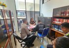 Diduga-Mabuk-Saat-Berkendara-hingga-Menyebabkan-Korban-Meninggal-Dunia,-Tersangka-Dilimpahkan-ke-Kajari-Ende