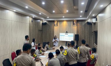 Bhabinkamtibmas-Polres-Ende-Ikuti-Pembekalan-Tata-Cara-Pengisian-Fasih-Identifikasi-Jagung