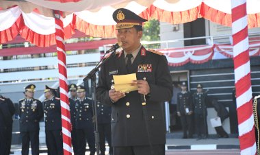 Polda-NTT-Gelar-Upacara-Sumpah-Pemuda-ke-97-dan-Apel-Kebangsaan-Ojol-Buruh:-Kapolda-Ajak-Pemuda-Jadi-Pelaku-Perubahan-untuk-Indonesia-Bersatu