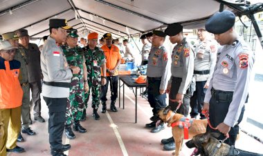 Wakapolda-NTTCek-Kesiapan-Personel-dan-Peralatan-Hadapi-Potensi-Bencana-Hidrometeorologi