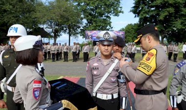 Gelar-Pasukan-Operasi-Zebra-Turangga-2025,-Kapolres-Ende-Ingatkan-Tindak-Tegas-Kriminalitas-dengan-Sikap-Humanis