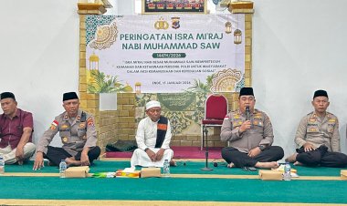 Peringati-Hari-Isra-Mi'raj,-Kapolres-Ende:-Jadikan-Peringatan-Isra-Mi'raj-Ini-sebagai-Momen-Menambah-Keimanan-kita-Melalui-Ibadah-Sholat