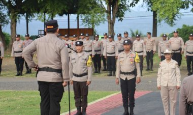 Ambil-Apel-Jam-Pimpinan,-Kapolres-Ende:-Jangan-Hanya-Kerjakan-yang-Disukai-Tapi-Sukailah-Apa-yang-Dikerjakan