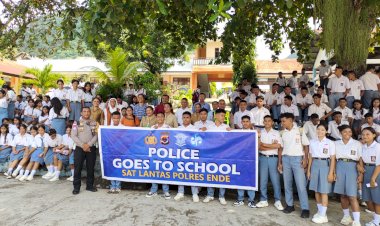 Police-Goes-to-School,-Satlantas-Polres-Ende-Sambangi-SMK-Yos-Sudarso-Sosialisasikan-9-Prioritas-Operasi-Keselamatan-Turangga-2026