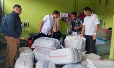 Polda-NTT-Bongkar-Jaringan-Penyelundup-Thrifting-Ilegal,-157-Ballpress-Diamankan