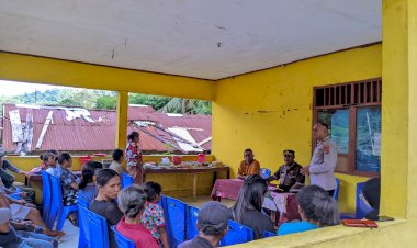 Dengar-Langsung-Aspirasi-Warga-Lisedetu,-Kapolsek-Wolowaru-Gelar-Jumat-Curhat-dan-Ajak-Sukseskan-Program-Ketahanan-Pangan-Nasional
