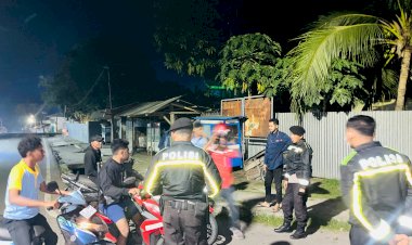 Cegah-Kriminalitas-Malam-Hari,-Patroli-Perintis-Presisi-Samapta-Polres-Ende-Sisir-Titik-Rawan-Kota-Ende