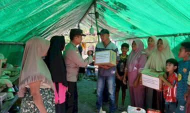 Polsek-Ende-dan-Bhayangkari-Ranting-Ende-Salurkan-Bantuan-bagi-Warga-Terdampak-Gempa-di-Rukuramba