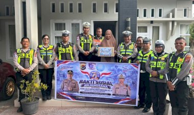 Humanis-dan-Penuh-Kekeluargaan,-Satlantas-Polres-Ende-Polda-NTT-Gelar-Anjangsana-kepada-Warakawuri-di-Hari-Lalu-Lintas-Bhayangkara-ke-71