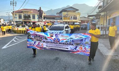 Perkuat-Sinergitas-dan-Soliditas,-Polres-Ende-dan-Kompi-3-Yon-B-Pelopor-Gelar-Olahraga-Bersama-Peringati-HUT-Lalu-Lintas-Bhayangkara-ke-71