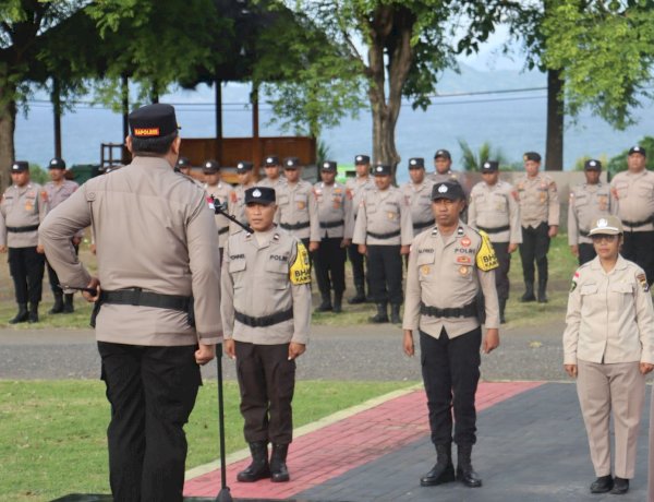 Ambil Apel Jam Pimpinan, Kapolres Ende: Jangan Hanya Kerjakan yang Disukai Tapi Sukailah Apa yang Dikerjakan