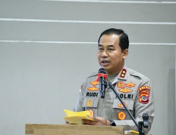 Pesan Moral Kapolda NTT di Balik Launching Buku: 