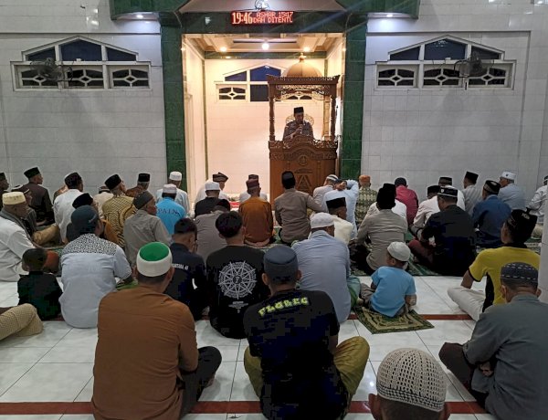 Polres Ende Hadir di Masjid Ar-Rahman Ippi: Pererat Silaturahmi, Titip Pesan Kamtibmas di Bulan  Suci