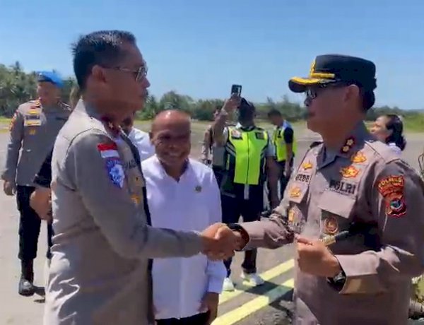 Upacara Adat dan Penandatanganan Komitmen Damai Lowonara-Belle, Polda NTT Dorong Perdamaian Berkelanjutan di Adonara