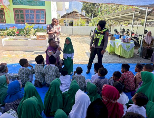 Sentuh 350 Siswa MIS Fatimiyah, Polres Ende Polda NTT Terus Gencarkan Trauma Healing Pasca Gempa