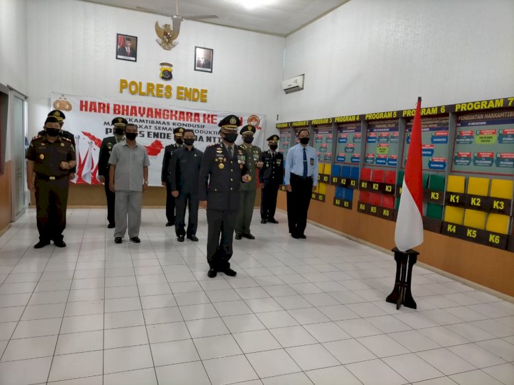 Polres Ende Laksanakan Upacara  Secara Virtual Dalam Rangka Hari Bhayangkara Ke-74