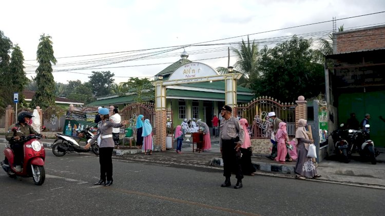 Sebanyak 106 Personil Polres Ende DiTerjunkan Untuk Melakukan Pengamanan Sholat Idul Adha 1441 H