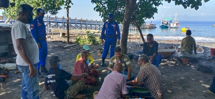 Personil Sat Polair Polres Ende Melaksanakan Sambang Kemasyarakat Pesisir