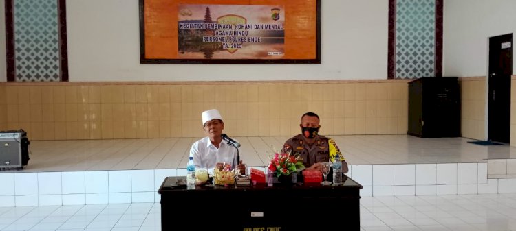 Pembinaan Rohani Dan Mental Agama Hindu Personil Polres Ende