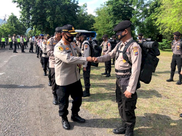 Kapolres Ende  Lepas 50 Personil BKO Amankan Pilkada Ngada