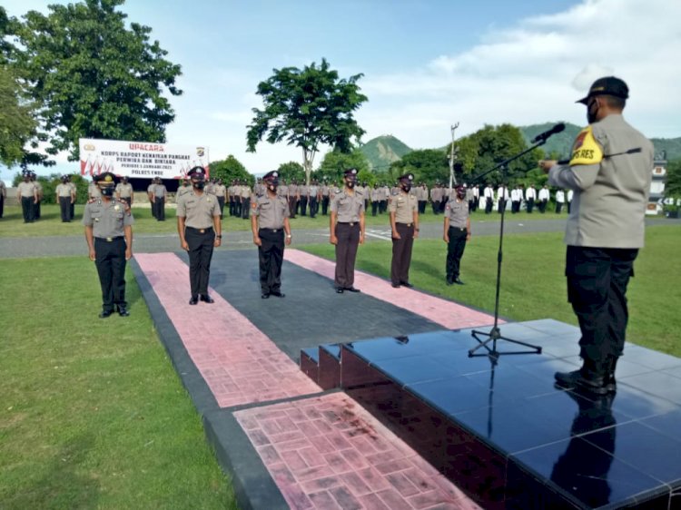 Kapolres Ende Pimpin Upacara Korps Raport Kenaikan Pangkat Perwira Dan Bintara Polres Ende