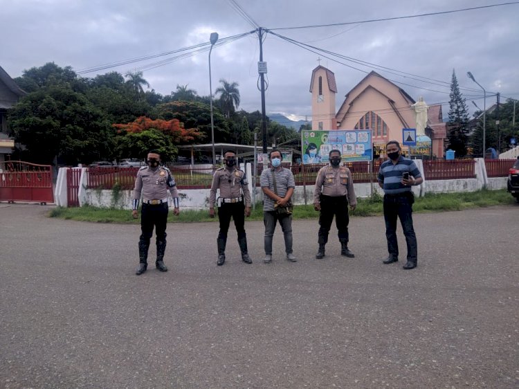 Polres Ende, Amankan Perayaan Ekaristi  Agung Pentabisan Imam Baru Di gereja Katedral Ende