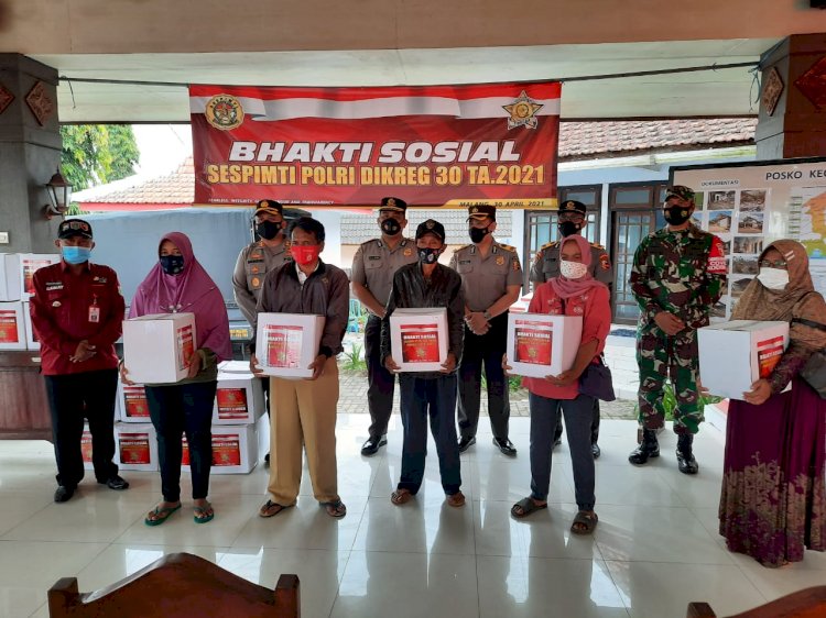 Gelar Vaksinasi dan Sembako dari Peserta Didik Sespimti ke- 30 Polri Warnai Ramadhan di 8 Provinsi dan 10 Kota/Kabupaten