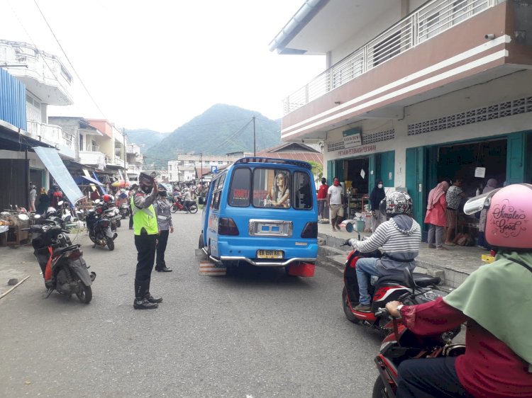 Operasi Ketupat Ranakah 2021, Satlantas Polres Ende Gencar Sosialisasikan Tertib Berlalu Lintas, Disiplin Prokes Dan Pembagian Masker