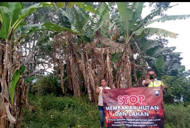 Antisipasi Karhutla Bhabinkamtibmas Desa Romarea Beri Himbauan Kepada Warganya