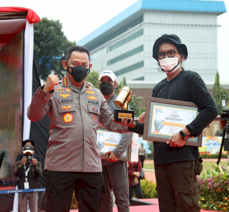 Gelar Festival Mural, Kapolri: Jaga Kami Jadi Polri Yang Lebih Baik