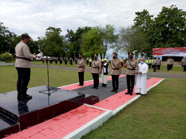 Kapolres Ende Pimpin Upacara Sertijab Kapolsek Lio Timur Dan Kapolsek Wolowaru