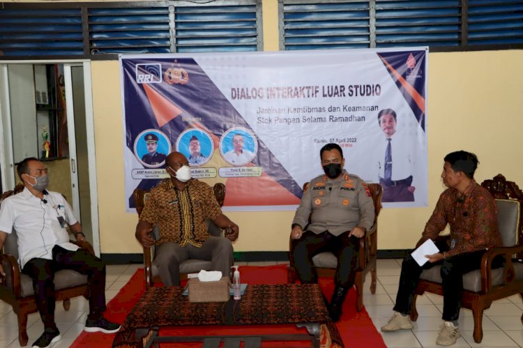 Polres Ende Kerjasama Dengan RRI Ende Gelar Dialog Interaktif Langsung di Mapolres Ende