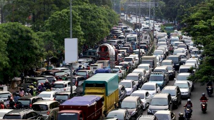 Warga Apresiasi Polisi Terapkan One Way Saat Arus Mudik: Aman, Nyaman dan Lancar