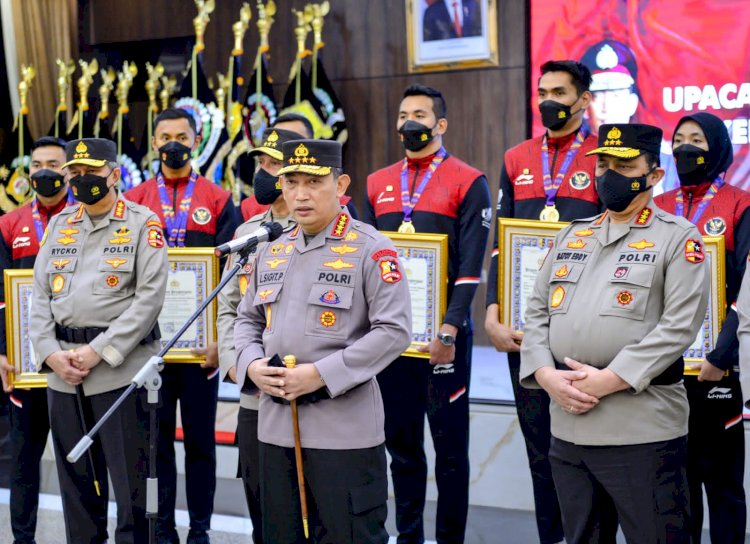 Kapolri Berikan Penghargaan ke Atlet Polri yang Sumbang Medali untuk Indonesia di Sea Games