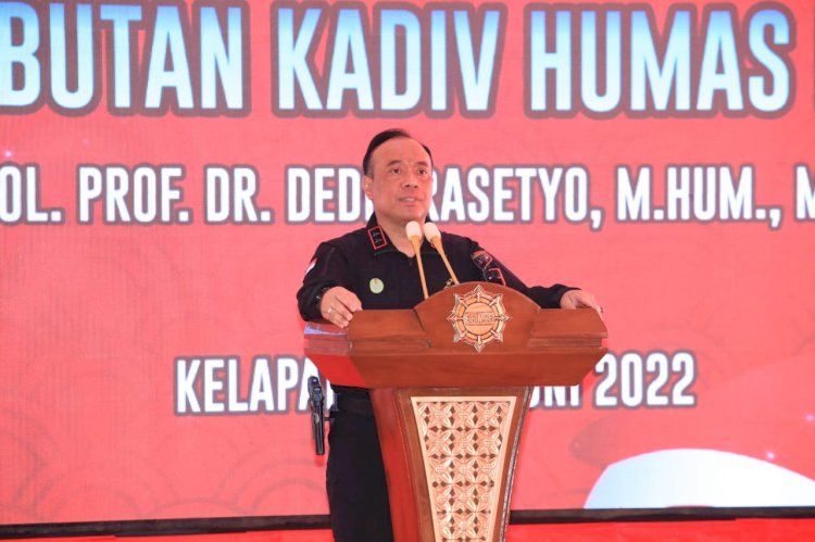 Pati Polri dan Wartawan Ramaikan Lomba Menembak Piala Kapolri