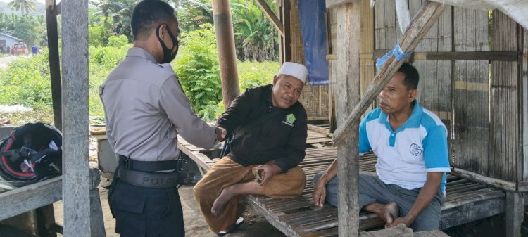 Pantau Situasi Kamtibmas, Bhabinkamtibmas lakukan Sambang Desa Binaan