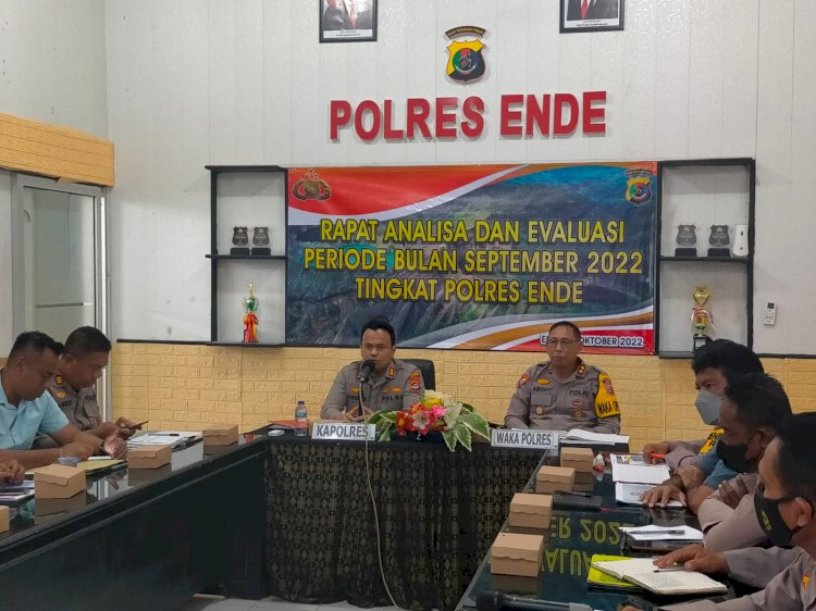 Evaluasi Kinerja Jajaran, Kapolres Ende Rutin Gelar Anev Bulanan