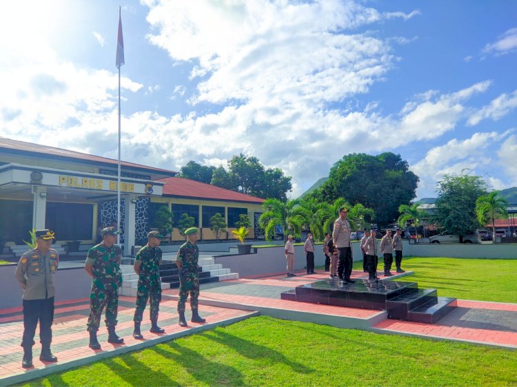 Tingkatkan Sinergitas dan Solidaritas TNI-Polri, Polres Ende Gelar Apel Bersama Kompi Senapan C 743 Ende