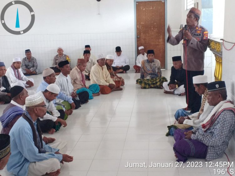 Kapolsek Pulau Ende Dengar Aspirasi Masyarakat Desa Paderape Lewat Jumat Curhat