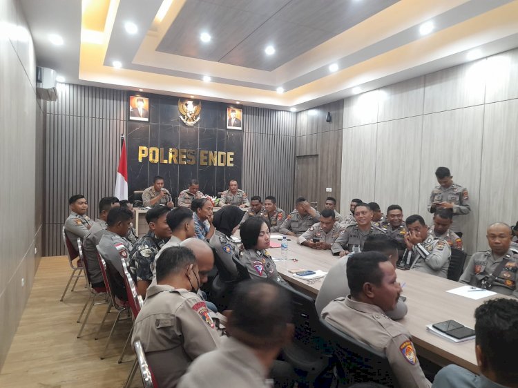 Meningkatkan Kemampuan Personil, Polres Ende Terapkan Polisi Belajar Setiap Minggu