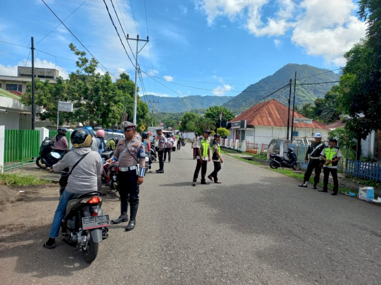 Satlantas Polres Ende Bersama Dispenda Subdenpom AD Ende Laksanakan Operasi Gabungan Kendaraan  Bermotor