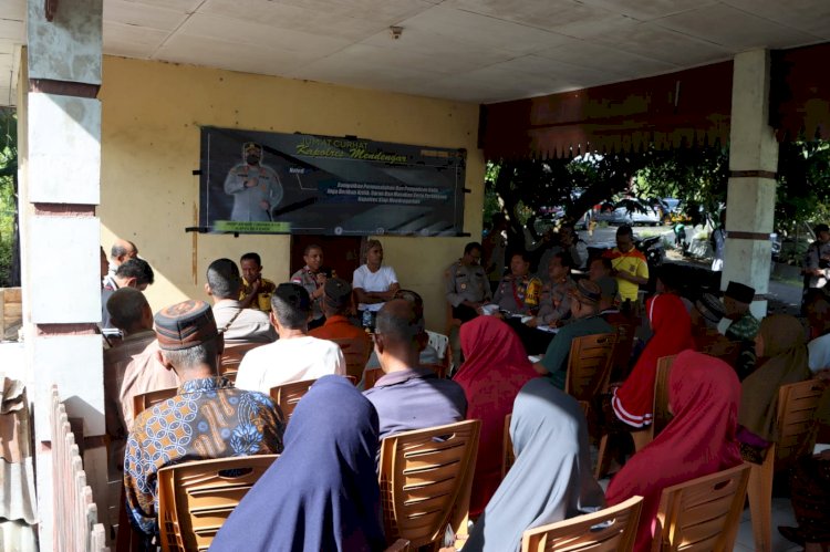 Gelar Jumat Curhat di Arubara Kelurahan Tetandara, Waka Polres Ende Dengar Curhatan Hati Warga