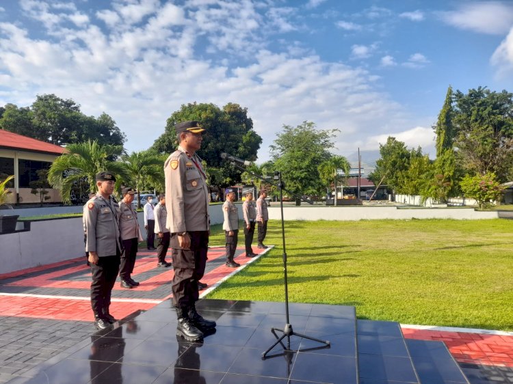 Apel Jam Pimpinan, Wakapolres Ende Tekankan Keikhlasan Dalam Memberikan Pelayanan Kepada Masyarakat