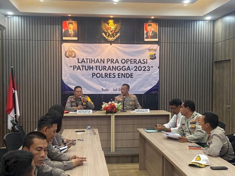 Mantapkan Pelaksanaan Operasi Patuh Turangga 2023, Polres Ende Laksanakan Latihan Pra Operasi