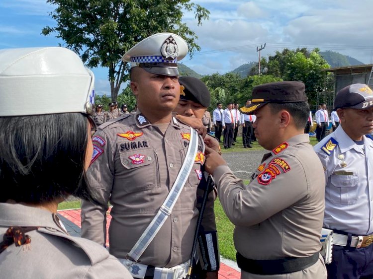 Apel Gelar Pasukan Operasi Patuh Turangga 2023, Kapolres Ende Bacakan Amanat Kapolda NTT