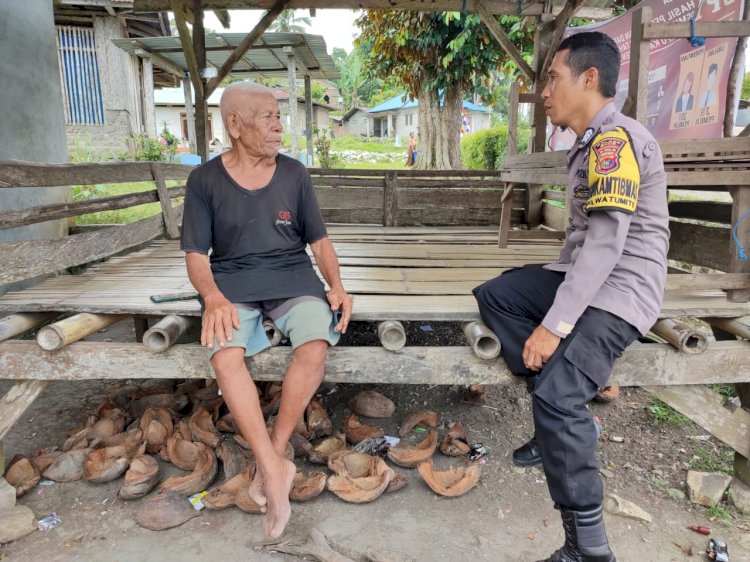 Untuk Lebih Dekat dengan Masyarakat, Bhabinkamtibmas Desa Watumite Tingkatkan Kegiatan Bintibmas