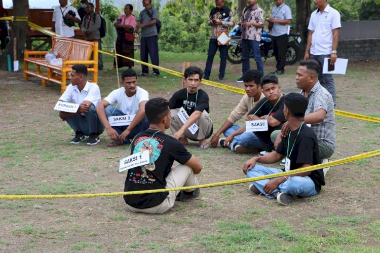 Penyidik Satreskrim Polres Ende Gelar Rekonstruksi Kasus Penganiayaan Berat