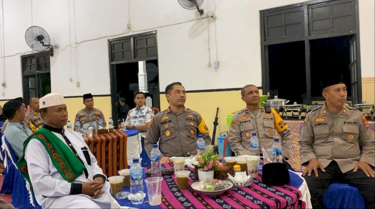 Peringati Nuzulul Qur'an Ramadhan, Polres Ende Adakan Buka Puasa Bersama dan Pemberian Tali Asih kepada Anak Yatim Polri